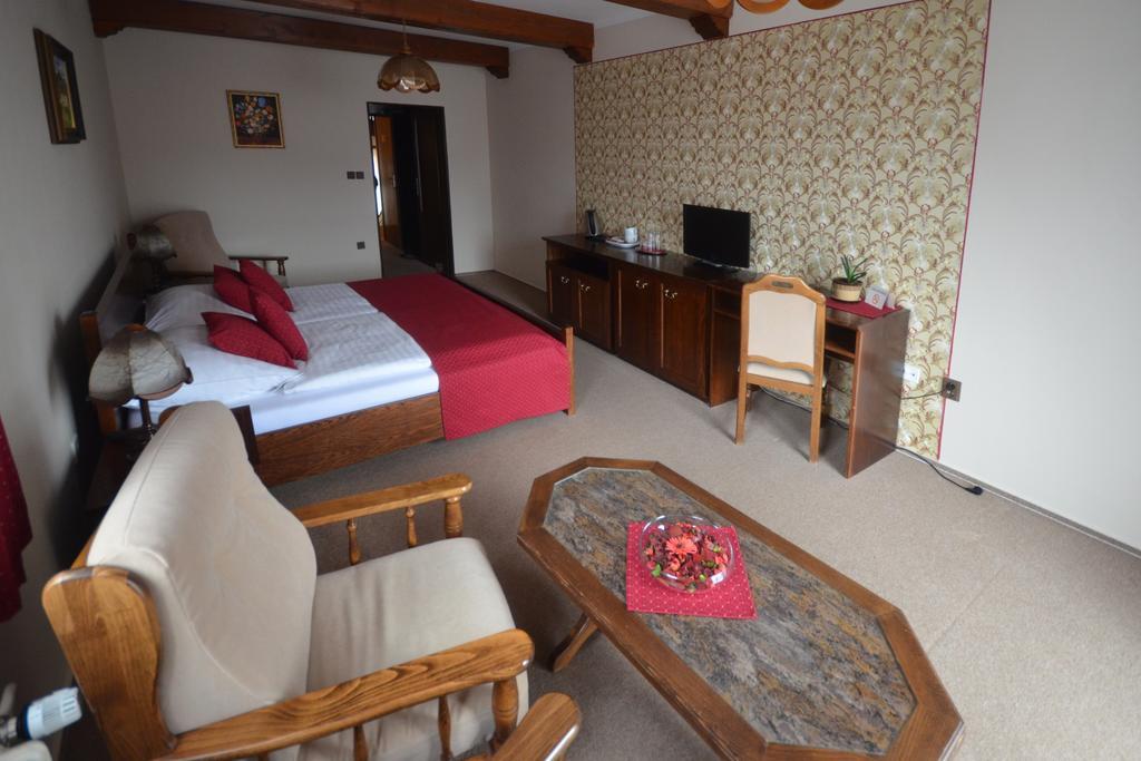 Villa Zerotin Penzion Bed & Breakfast Velké Losiny Exterior foto