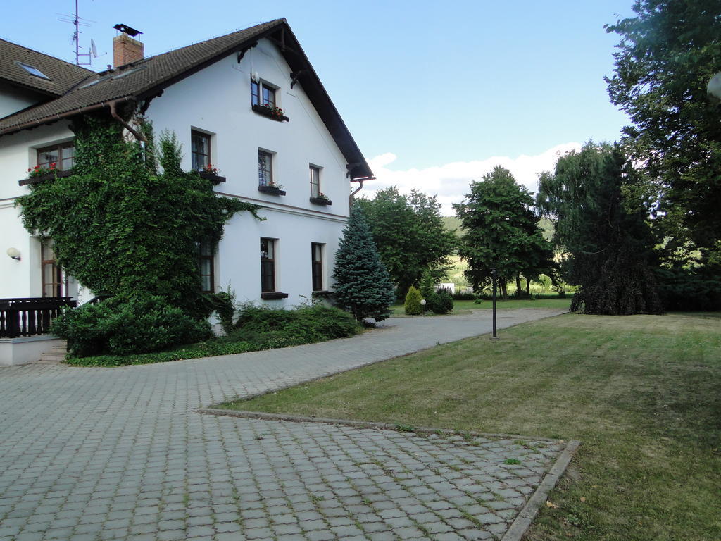 Villa Zerotin Penzion Bed & Breakfast Velké Losiny Exterior foto